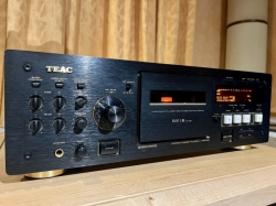 TEAC V8030S Cassette Deck